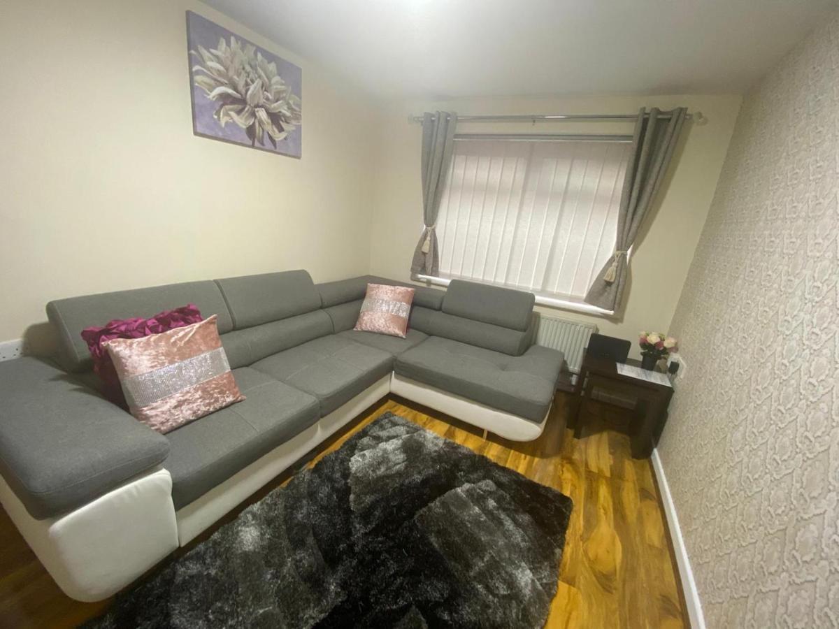 Apartamento Brigstock Holidays House Mánchester